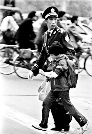 守护者第二季解说,守护者大结局