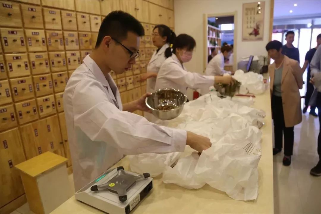 厚德济世仁和精诚！旺裕和堂国医馆金座店开业，特邀辽宁中医药大学专家义诊