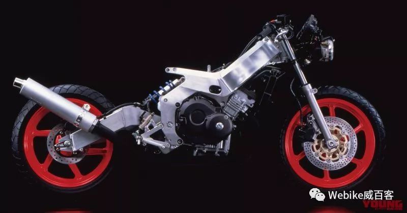 cbr250新旧对决,新cbr250rrr四缸