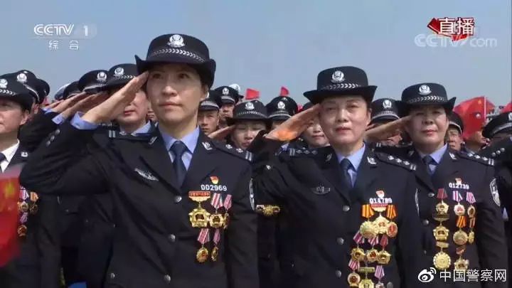 中国警察直播晚会,直播现场警察