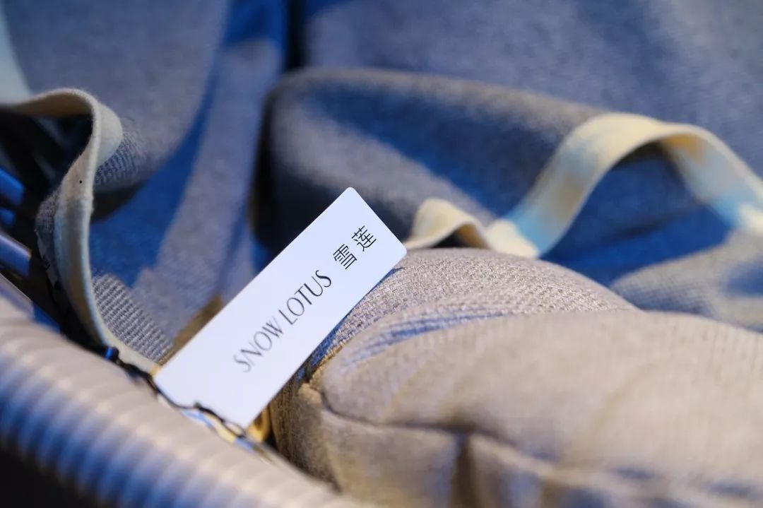 「70年追梦•70面旗帜」雪莲：百年铸就民族羊绒巨擘