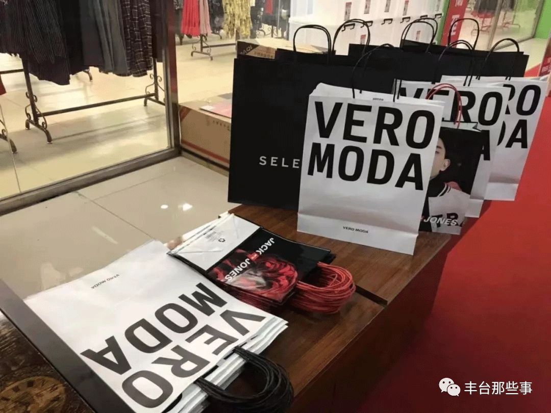 南城首场！绫致集团大型内购会，30000件货品1.5～2.5折