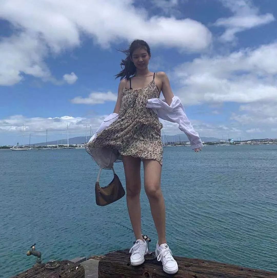 这个女团的时尚资源像开了挂