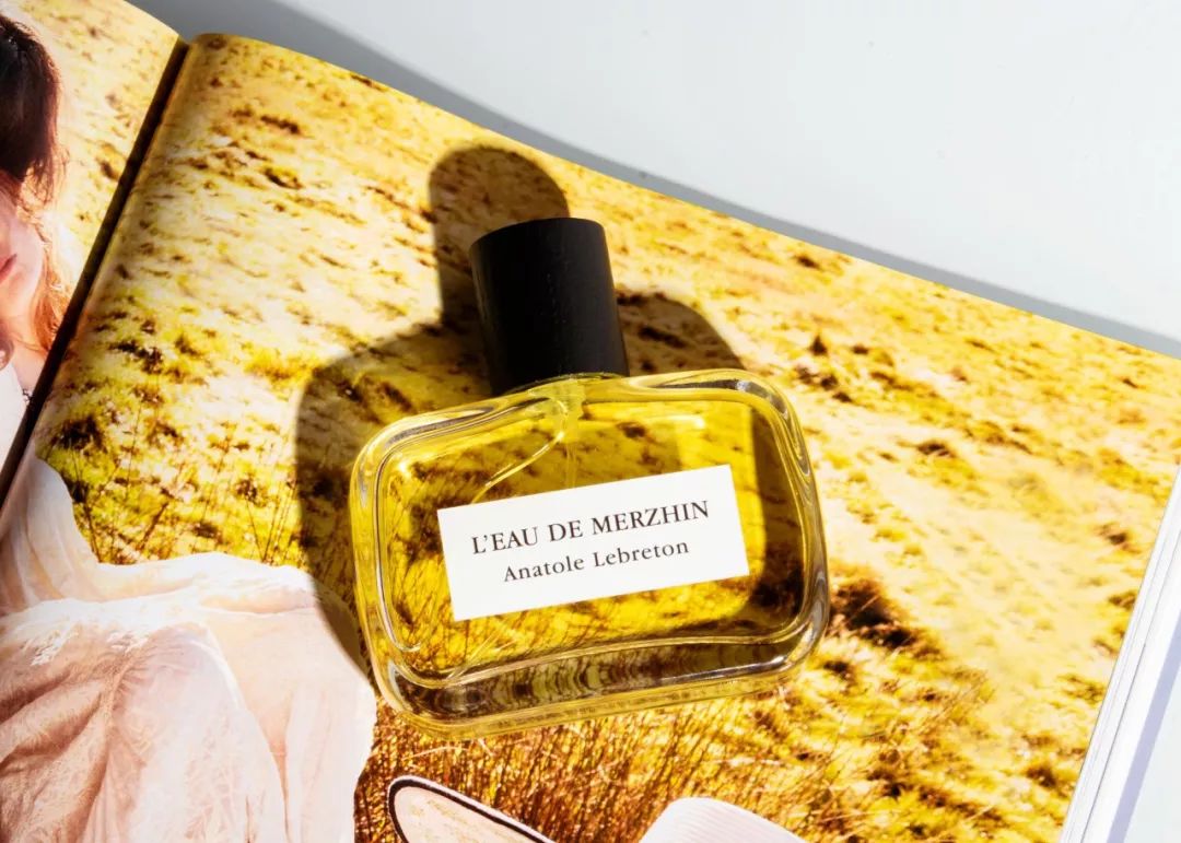 拥有100多瓶香水是什么体验,拥有一百瓶香水