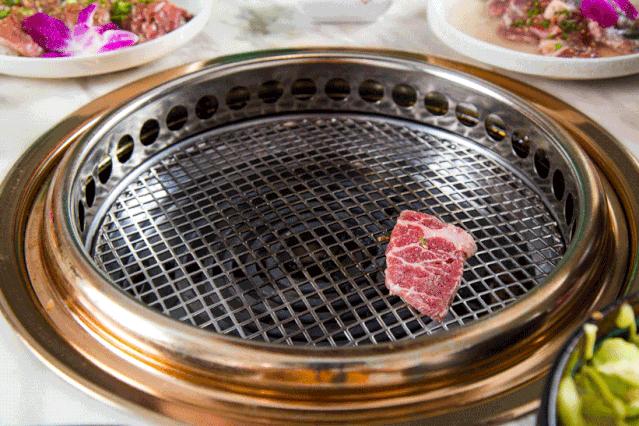 超级网红日料店终于在成都开业了,最便宜的3折店铺套装