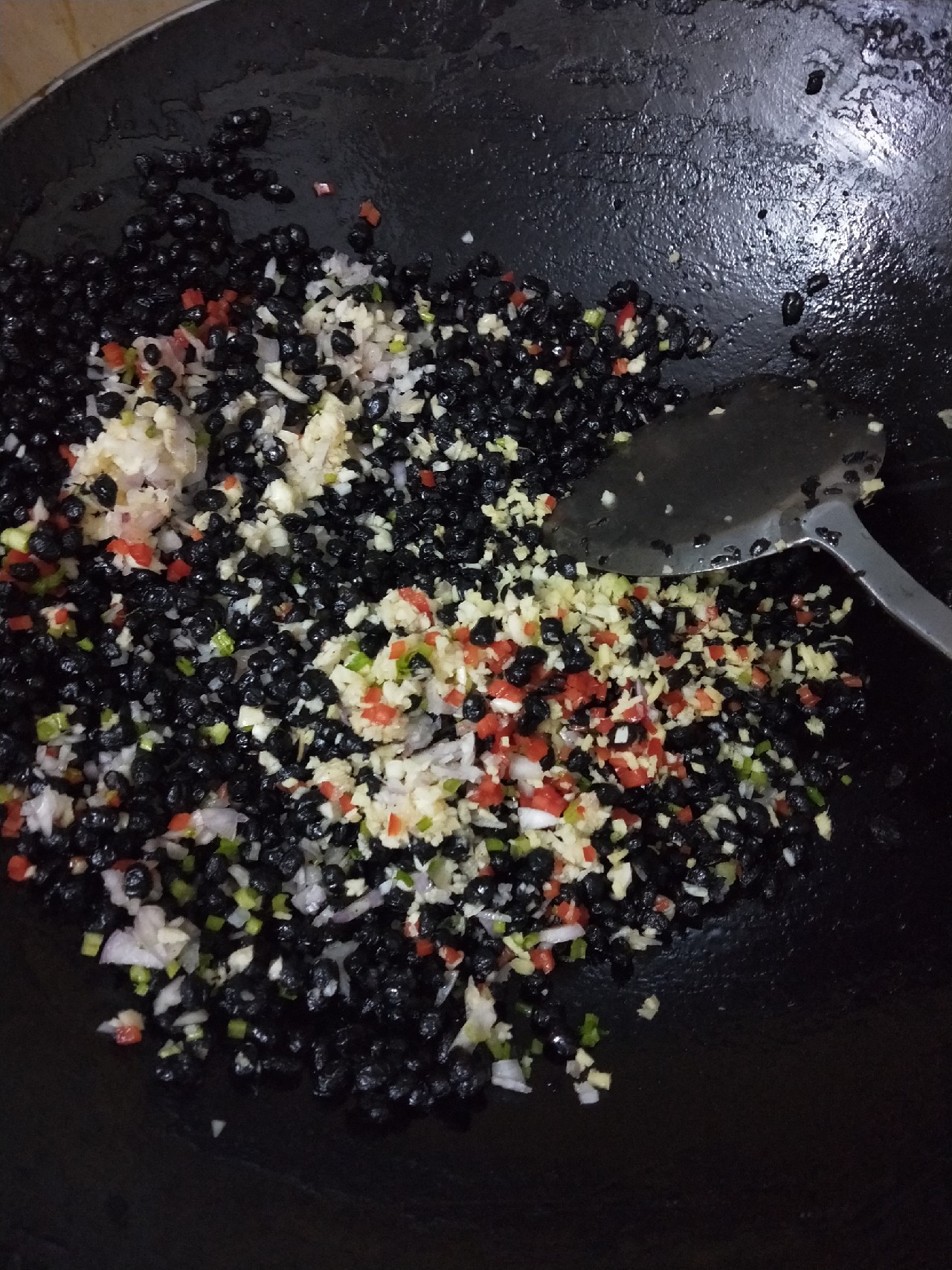 老少皆宜！家庭版豆豉鲮鱼的制作全过程