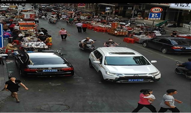 曝光台礼让行人文明行车,凯里市文明礼让曝光台第28期