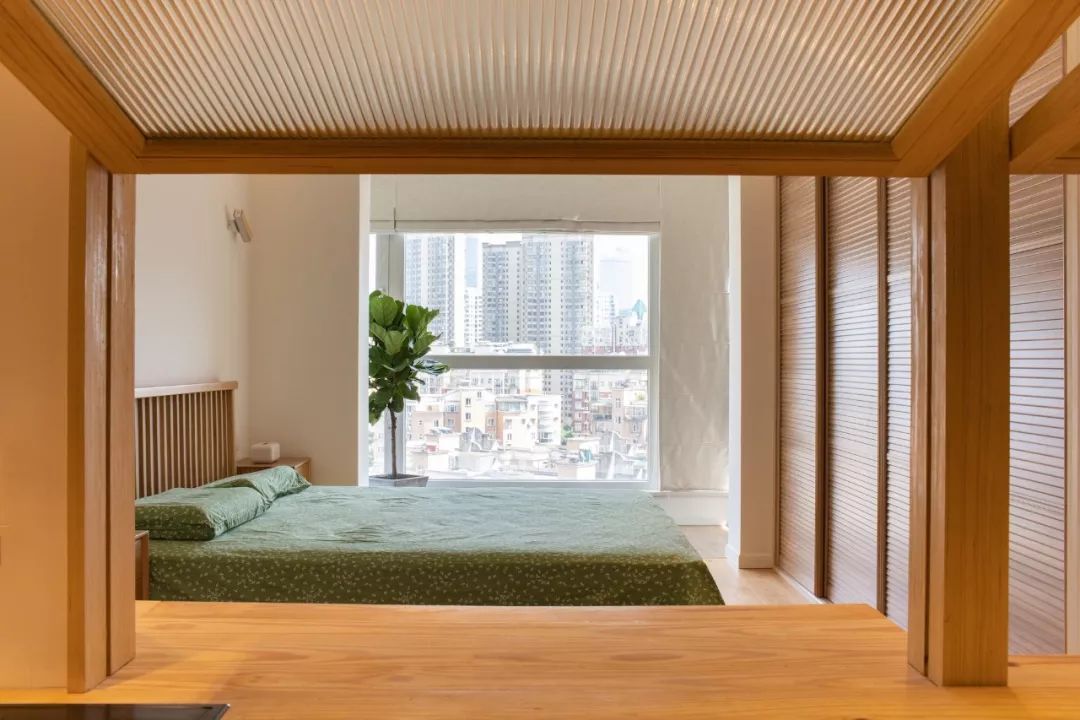 客厅没窗户没有阳光,客厅没有窗户一点采光都没有