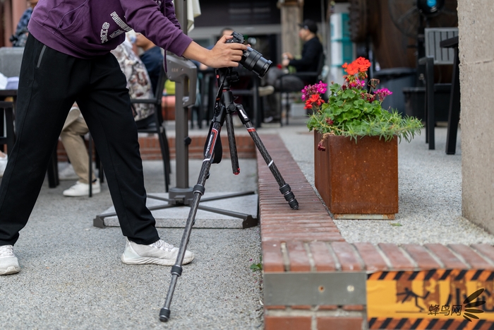 轻便性价比三脚架,轻便脚架