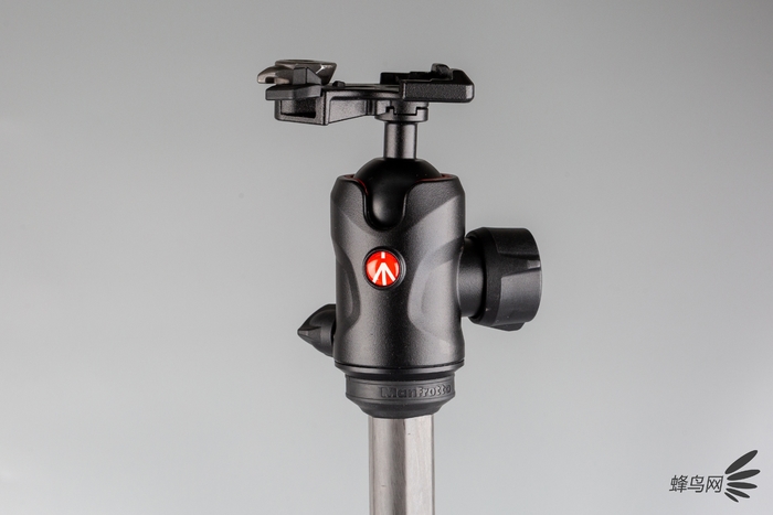 轻便性价比三脚架,轻便脚架