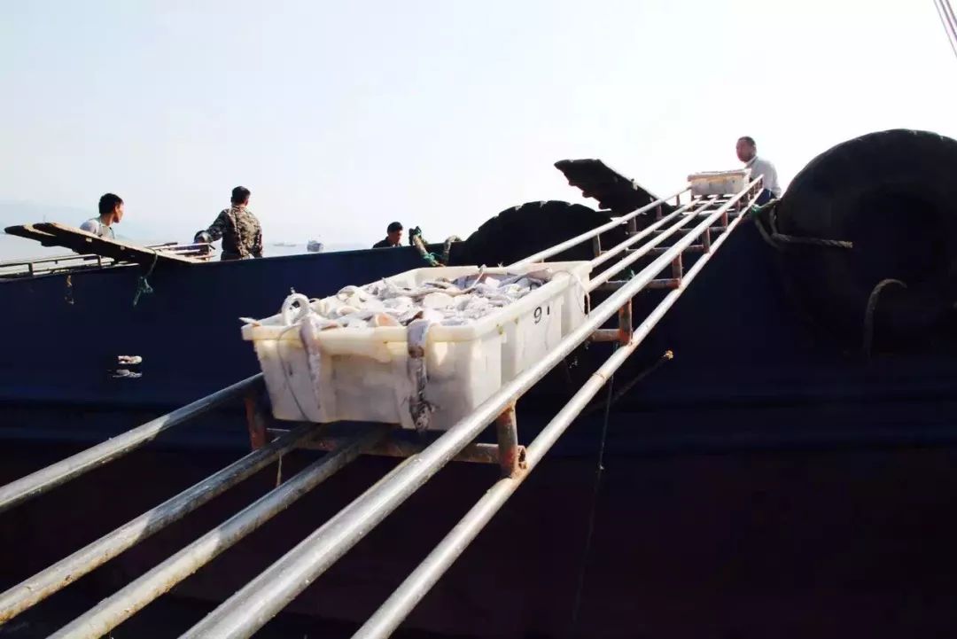 不小心多收钱顾客索要赔偿,不小心多收了室友钱