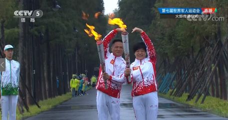 军运会火炬传递哪些地方,军运会火炬传递红安多少名火炬手