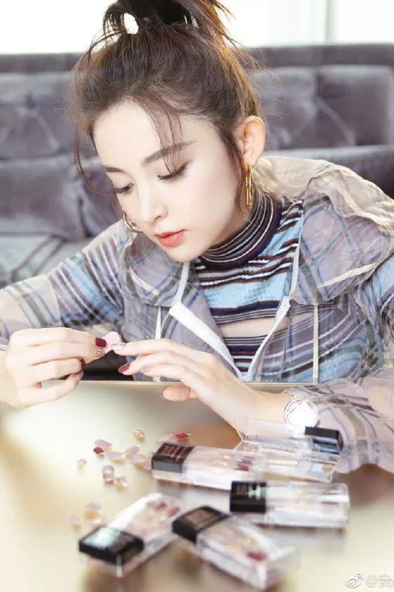 范冰冰推荐美妆好物,范冰冰小红书美妆分享