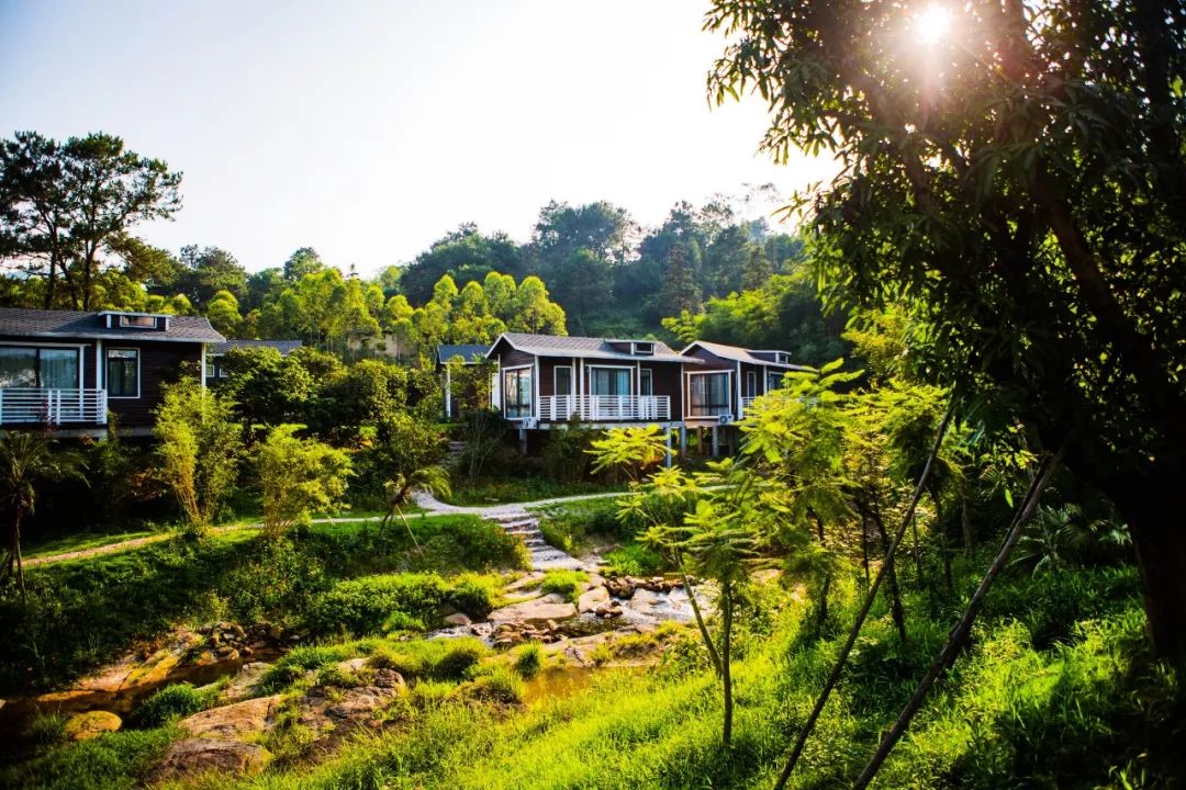 露营看日出地点推荐附近,桂平西山泉露营攻略