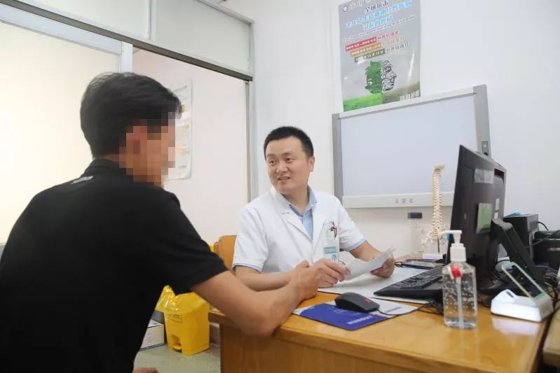 共享大医生|每周集锦：阿司匹林能延缓脑萎缩，防治老年痴呆？大医生说脑萎缩需要评估