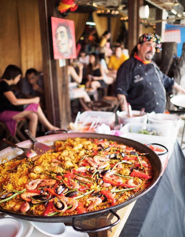 泰国头号市集像迷宫15000摊位15个足球场大游客迷路是常态