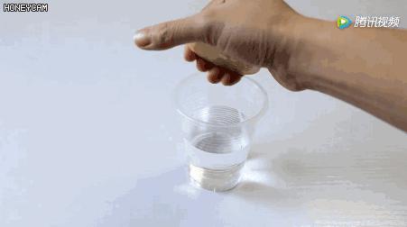 夏天来了衣服上潮湿有霉斑怎么办,衣服发霉了怎么洗掉霉斑小妙招