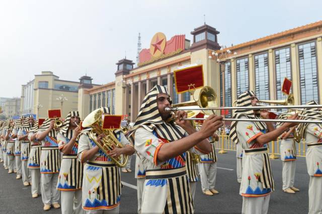 南昌国际军乐节,南昌军乐节巡游现场直播