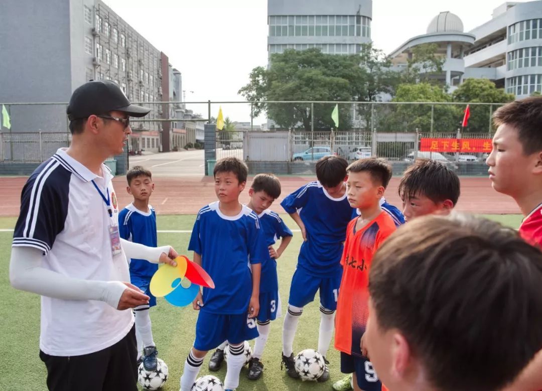 全国校园足球试点学校名单,阜南青少年校园足球队