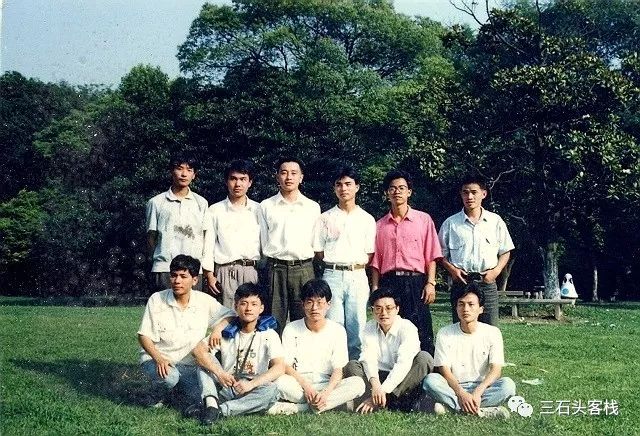 华政,往事并不如烟