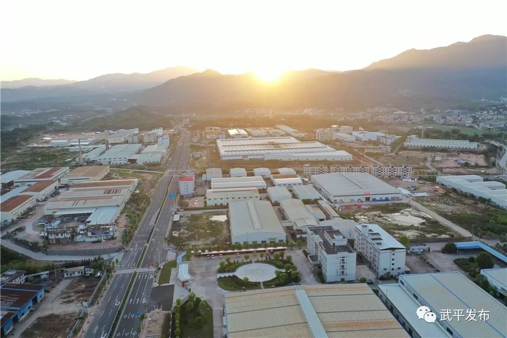 武平省级科技孵化器四期项目,武平工业园区孵化器