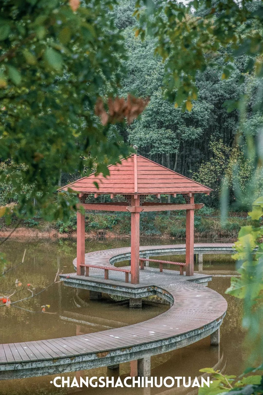 闀挎矙姘戞斂瀛︽牎瀹樼綉,闀挎矙姘戞斂瀛﹂櫌鐢熸椿