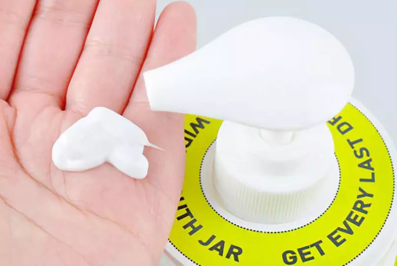 足部护理保湿防干裂去死皮,干燥足部保湿霜