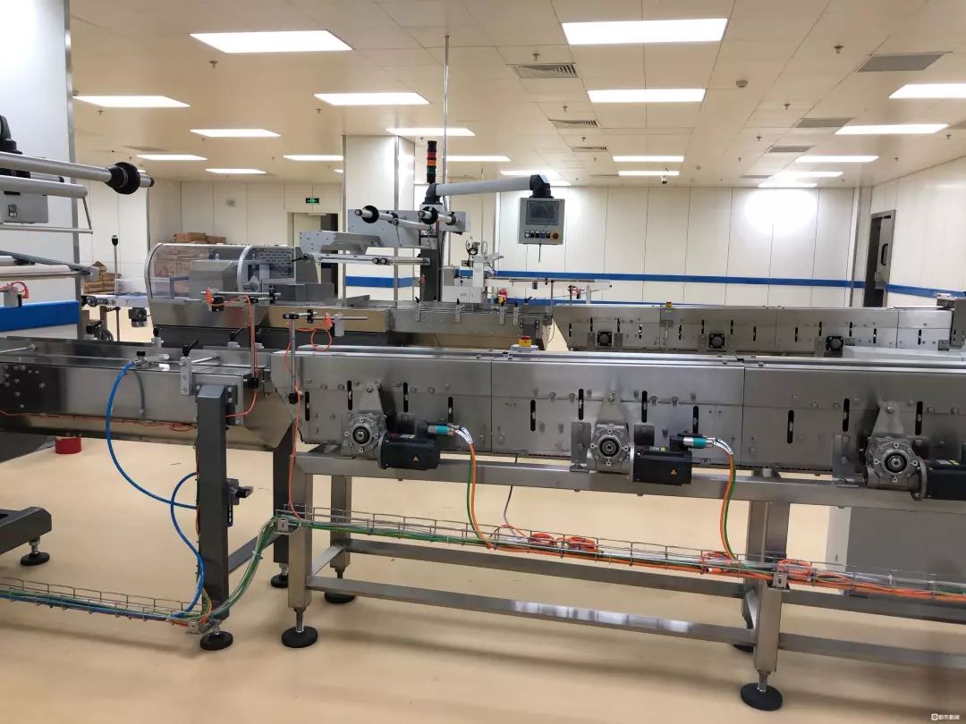 澶у叴鏈哄満鎺㈢,鑸鍩哄湴