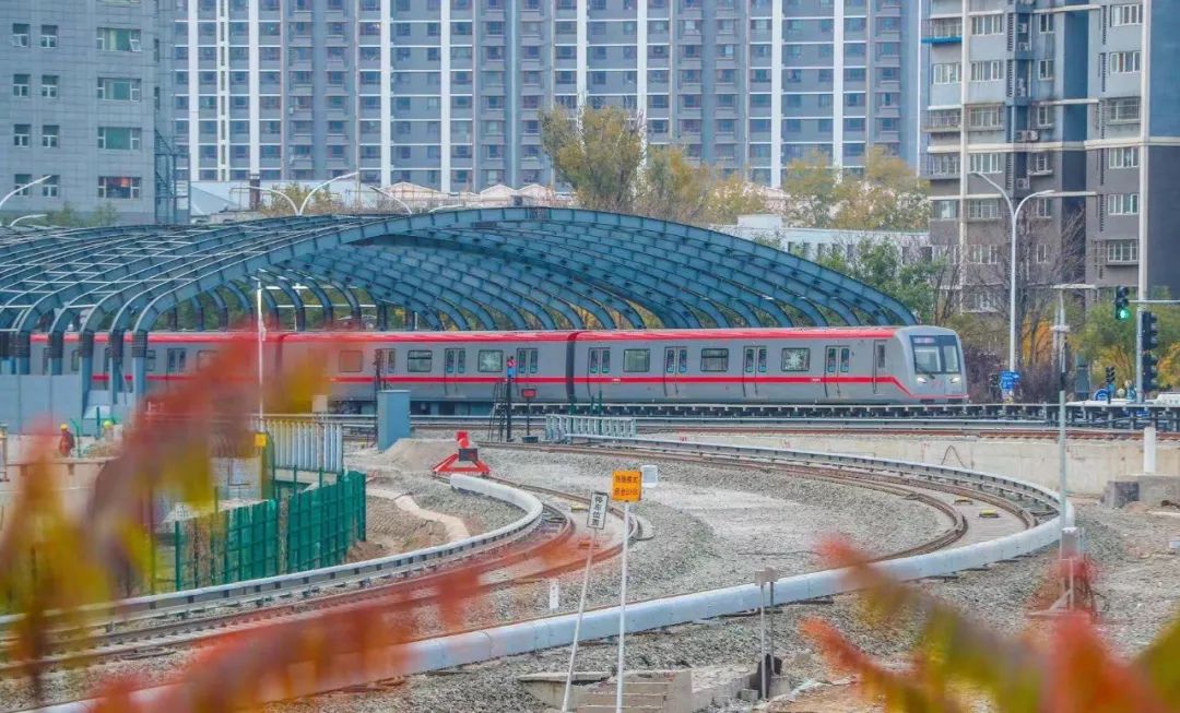 八通线早高峰运营的时间,八通线4站停运接驳方案公布