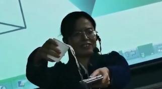 郑州将“取消机动车单双号限行”？权威部门回复来了；学生上课玩手机，河南一老师当场将一杯水浇上去丨大河早新闻（语音版）