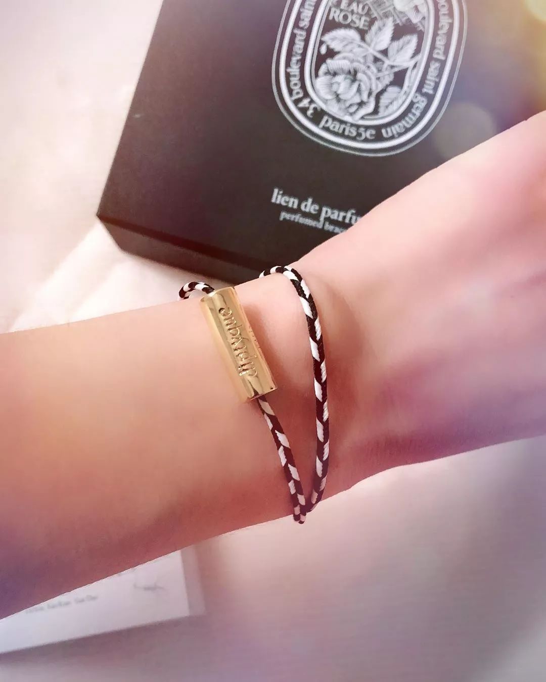 再火的衣服没有这个细节，也很难精致起来