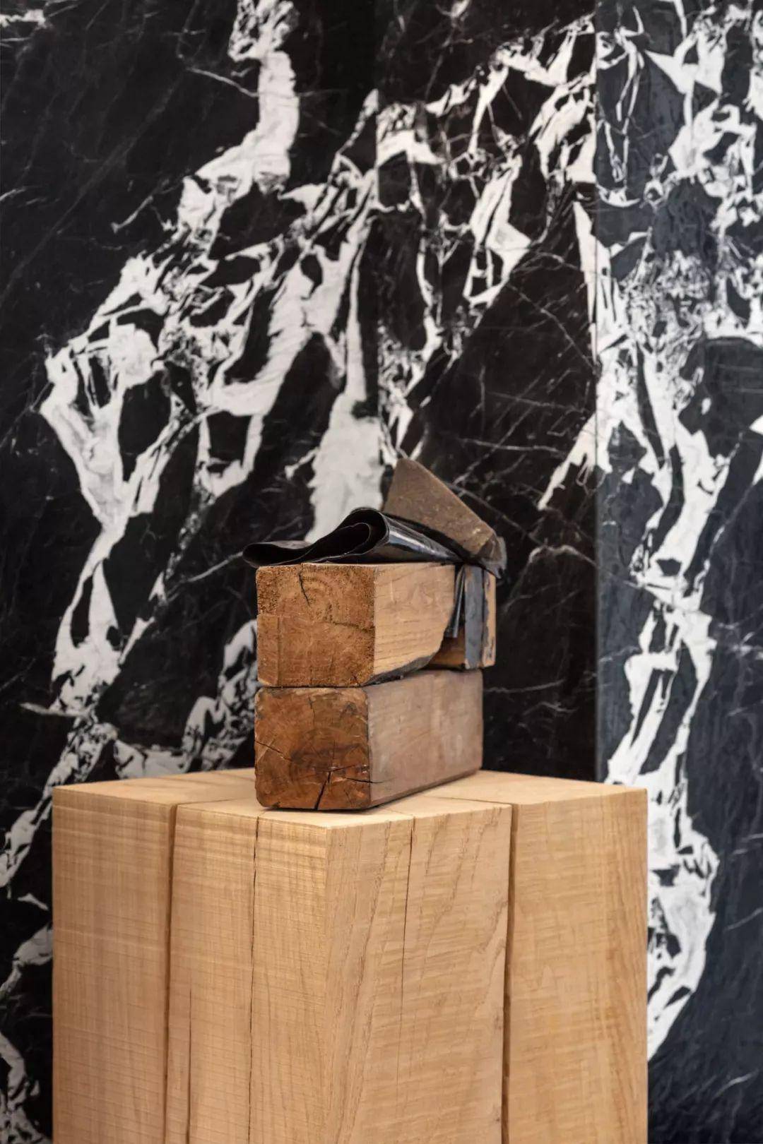 g-dragon权志龙合唱,nike定制款小权志龙