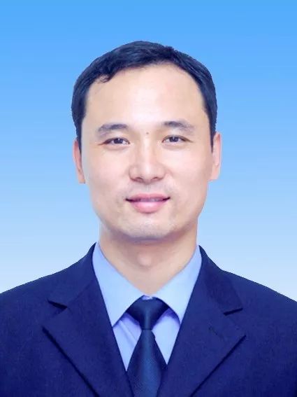 他们开车的，快把他们“揪”出来