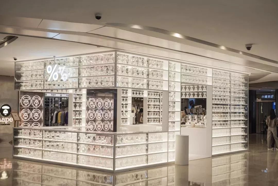 burberry合作的直播平台,burberry社交零售店