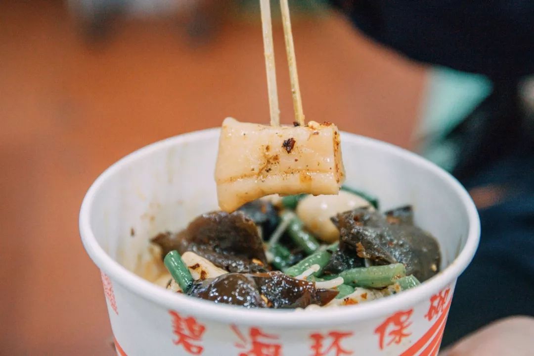 重庆地下商场建议去么,地下商场重庆