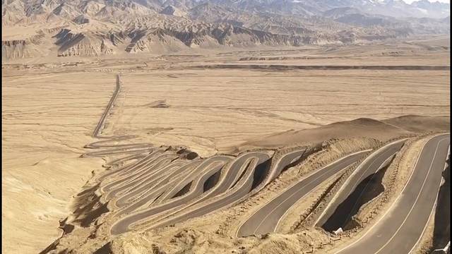 新疆南疆自驾最详细旅游攻略,从南疆自驾到北疆的最佳路线