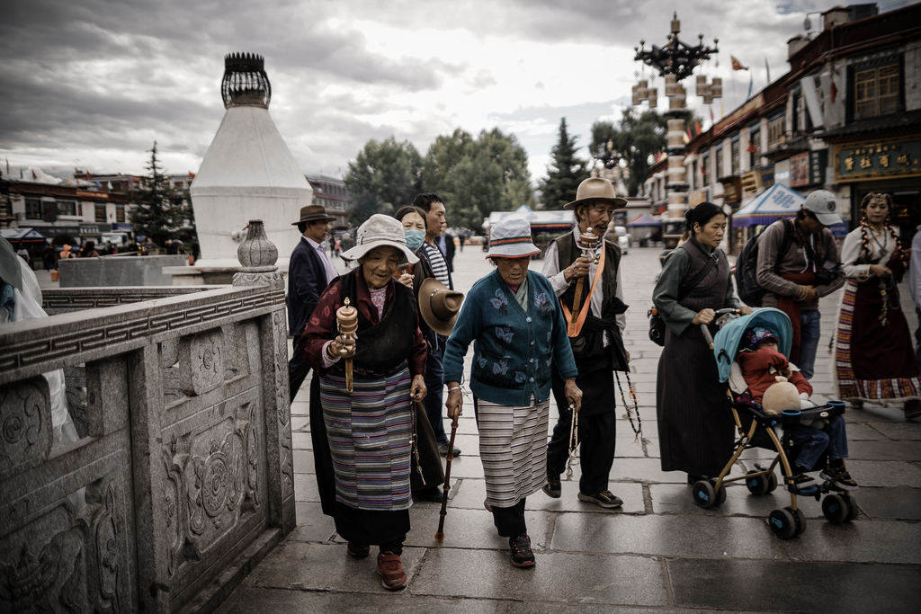 尼康佳能宾得全幅相机比拼,尼康索尼佳能50mm1.2镜头对比