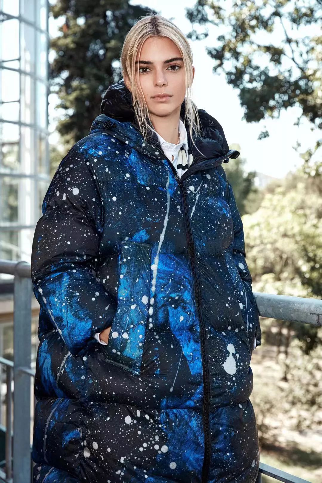 李宇春最新短款羽绒服,李宇春同款羽绒服长款