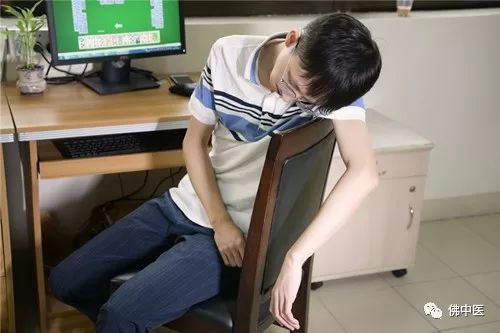 指尖发麻有针刺感看什么科室,左手拇指食指发麻针灸怎么治疗