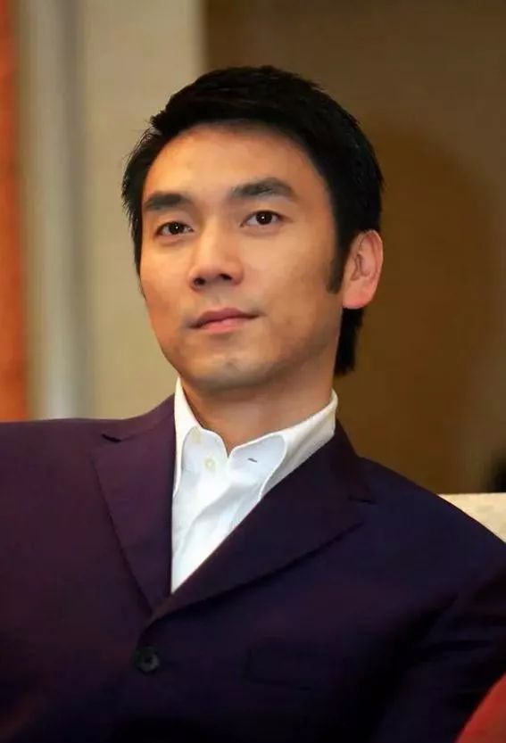 闲置自行车卖出10万天价，这个过气明星究竟多有钱？