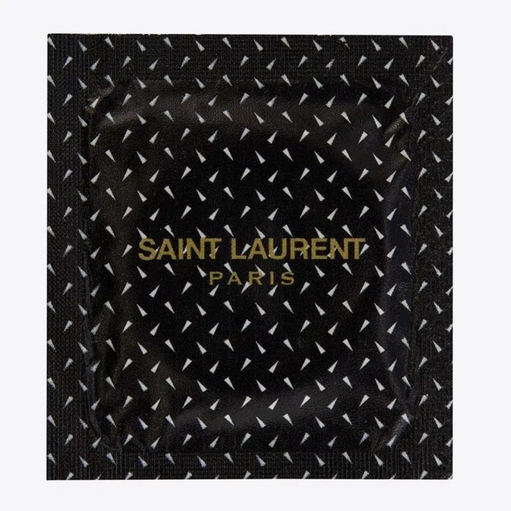 ysl圣罗兰有避孕套吗 (圣罗兰ysl避孕套)