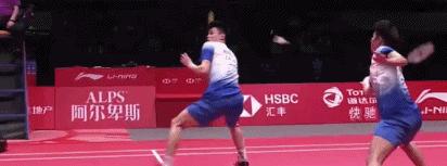 男子买二手房455万发现惊天秘密,近日男子花700万买豪宅还没住