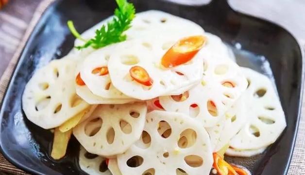 焯水后藕片变黑了能吃吗,藕片怎么焯水不变黑