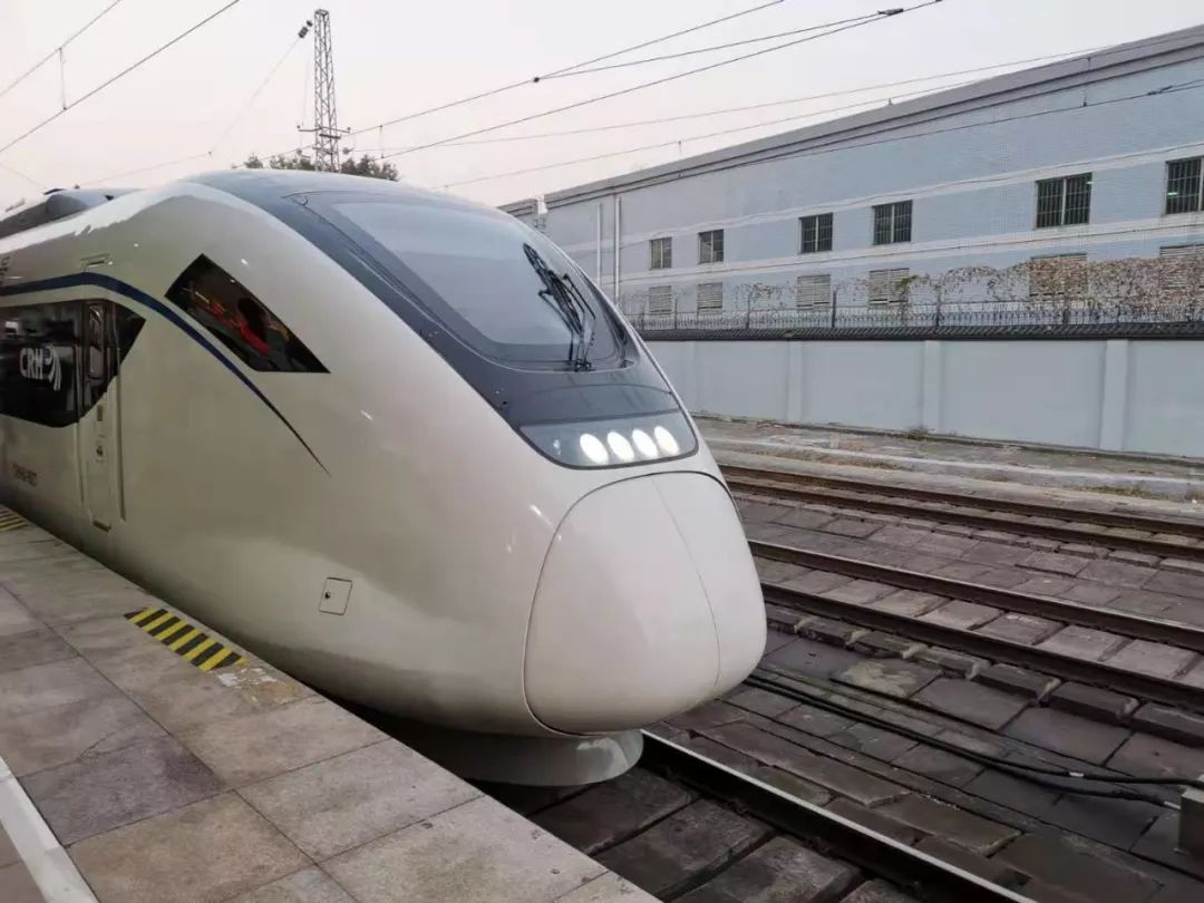 春运火车票今日起售抢票攻略收好,实用春运火车票明天开抢攻略收好