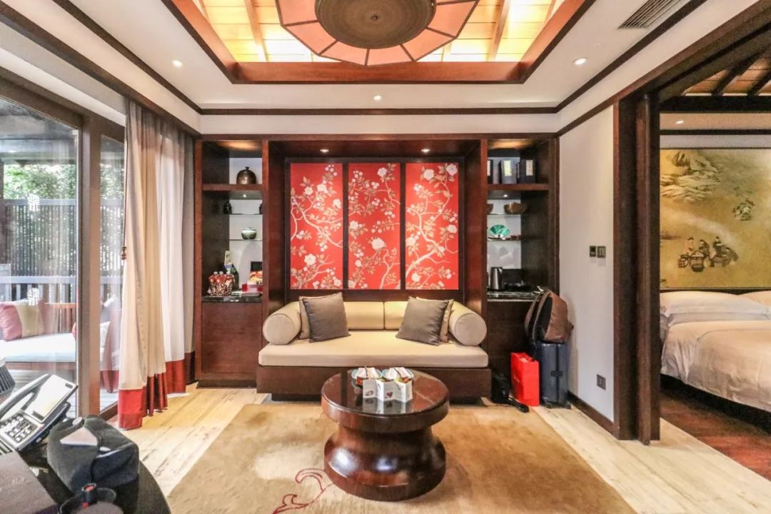 山水环抱、私汤入户|是时候造访全球首家悦榕庄温泉度假村了