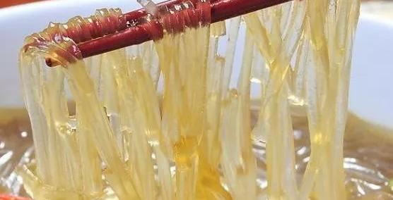 红薯粉怎么分辨真假粉条,辨别真假红薯粉炒菜用的