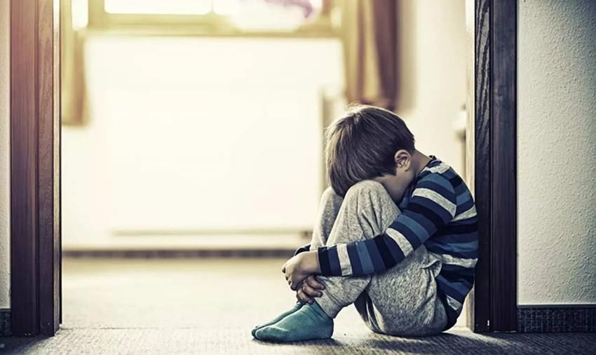 怎么克服内心恐惧症和自卑心理,自卑心理该怎么样改善