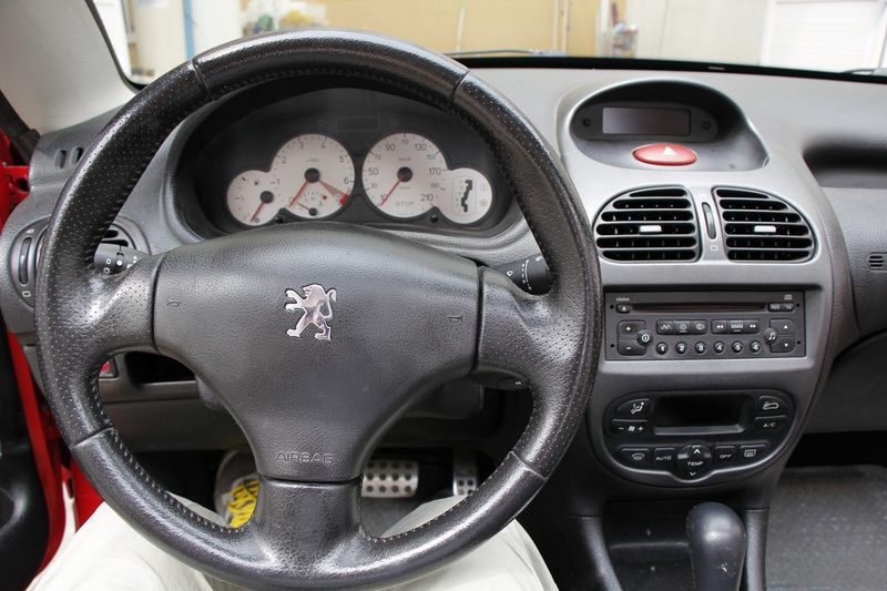 5万公里精品标致206,标致2061.4手动9万公里