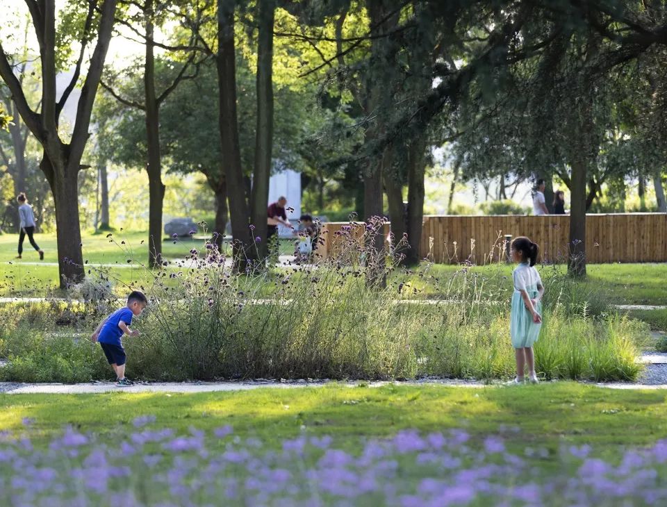 贵州安顺西秀区虹山湖市民公园,西秀区武当路虹山湖市民公园