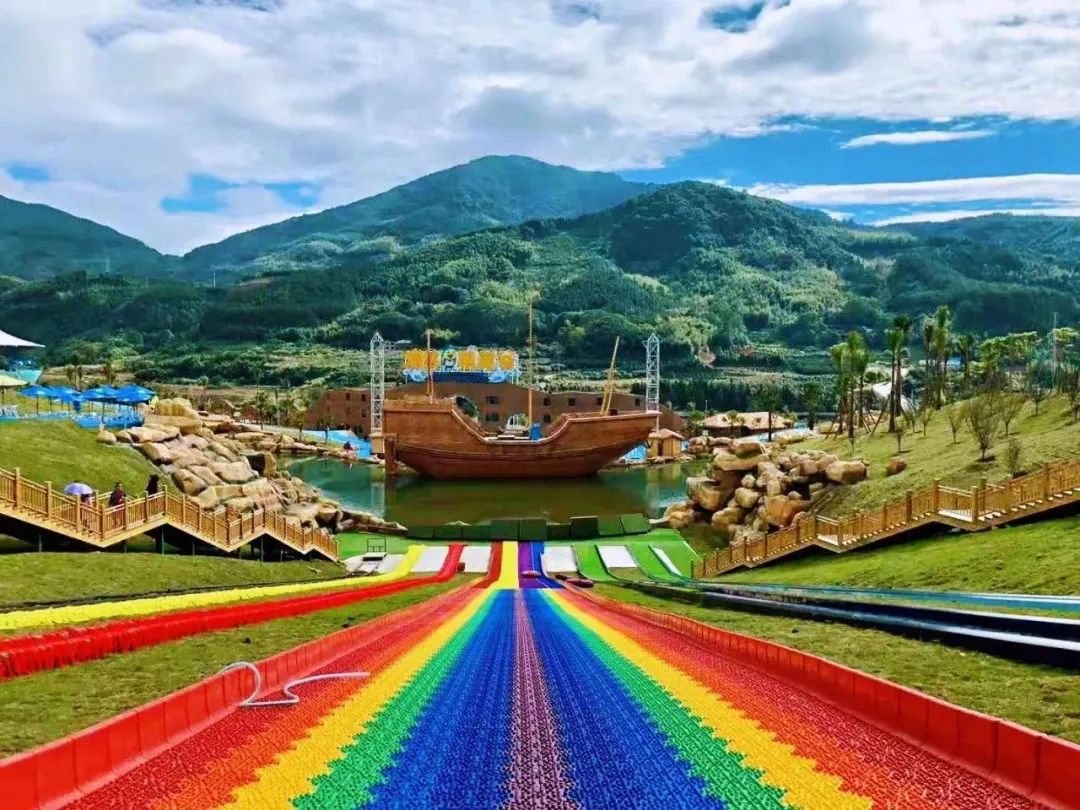 一天一块钱免费一整年！有福卡，尊享吃喝玩乐购特权，本地特惠生活一网打尽